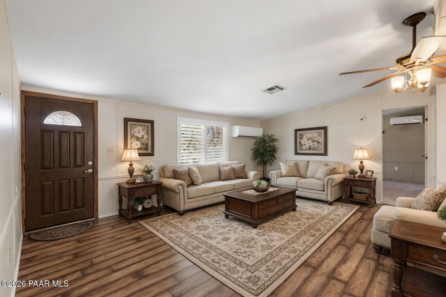 6911 N Lariat Lane
