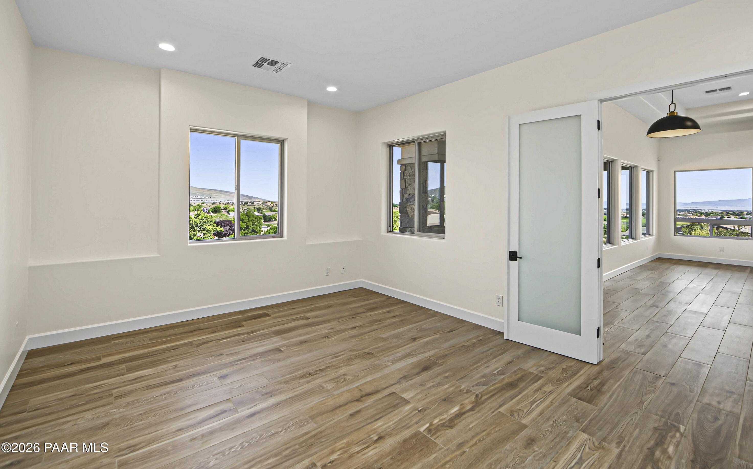 1172 N Cloud Cliff Pass