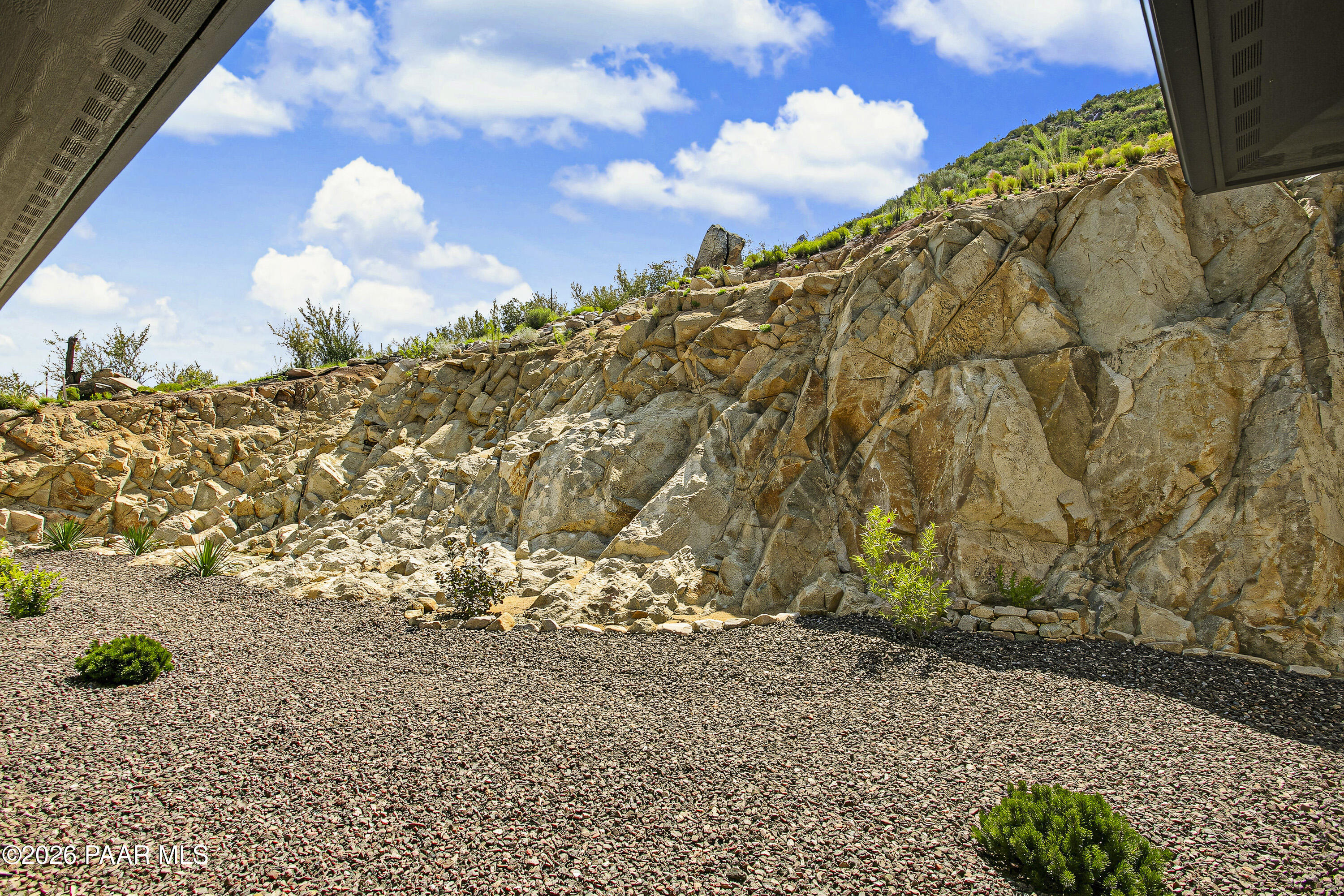 1172 N Cloud Cliff Pass