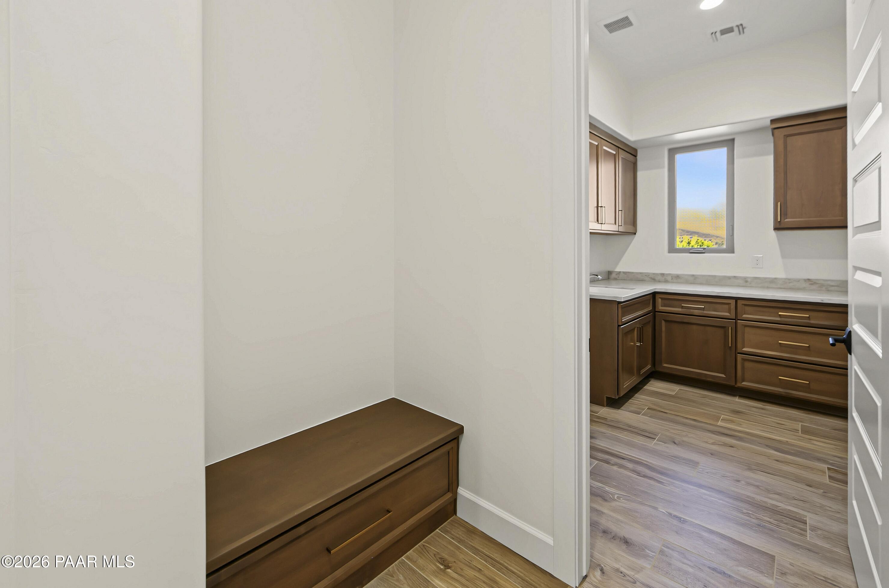 1172 N Cloud Cliff Pass