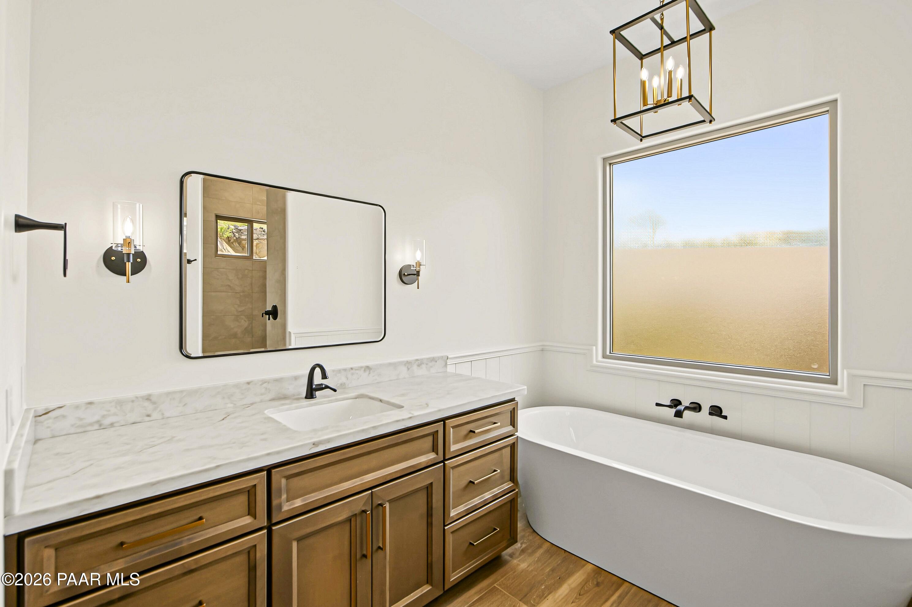 1172 N Cloud Cliff Pass