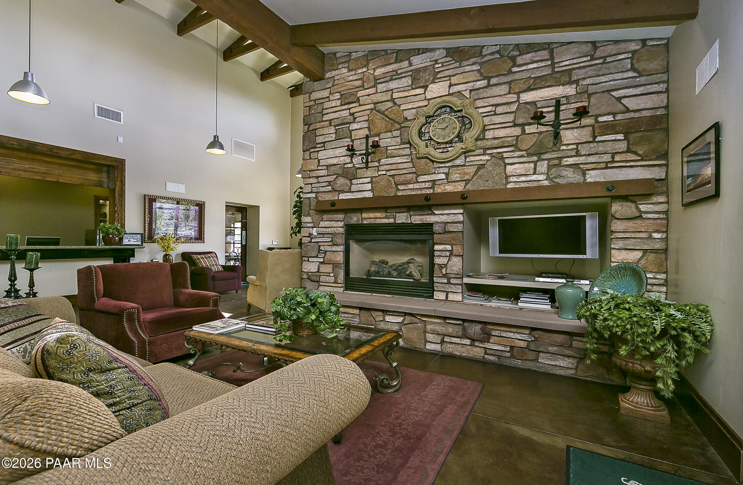 1172 N Cloud Cliff Pass