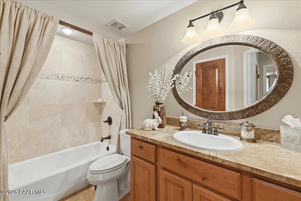 2140 Lone Oak Way