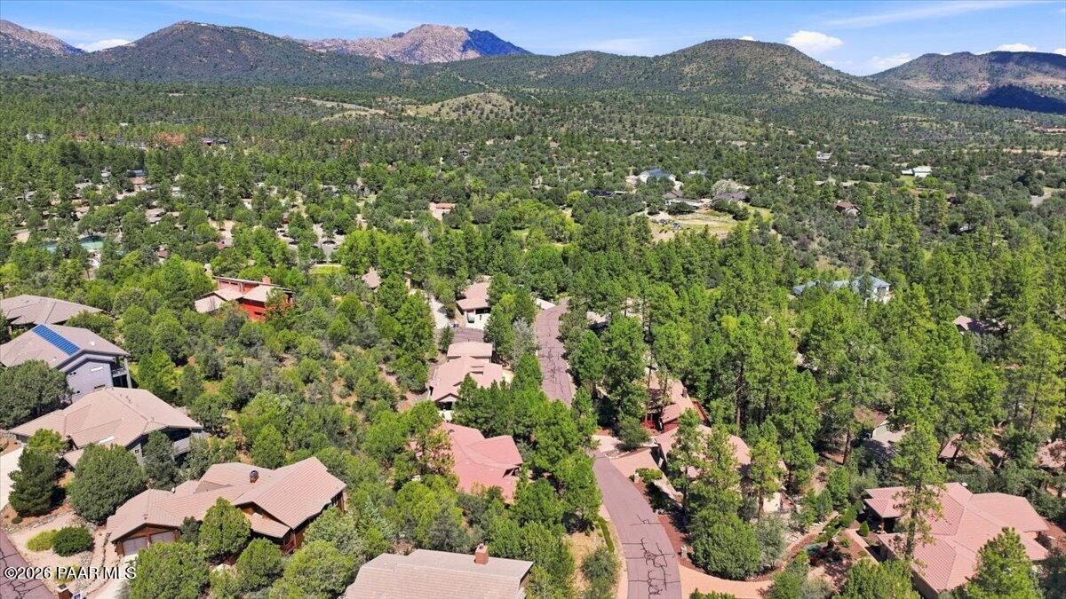2140 Lone Oak Way