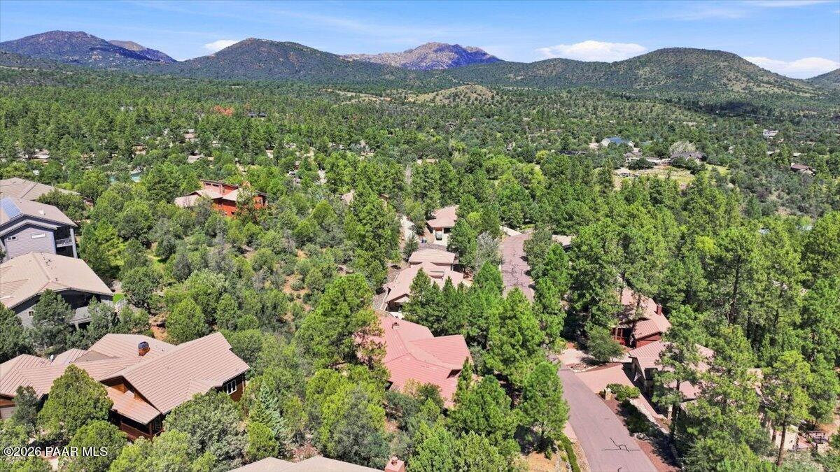 2140 Lone Oak Way