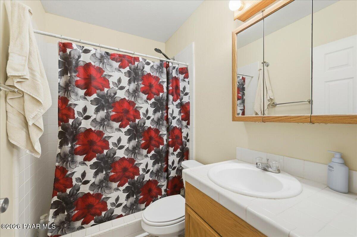 4500 W Robbie Lane