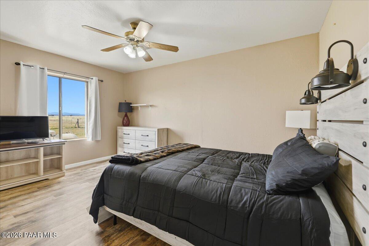 4500 W Robbie Lane