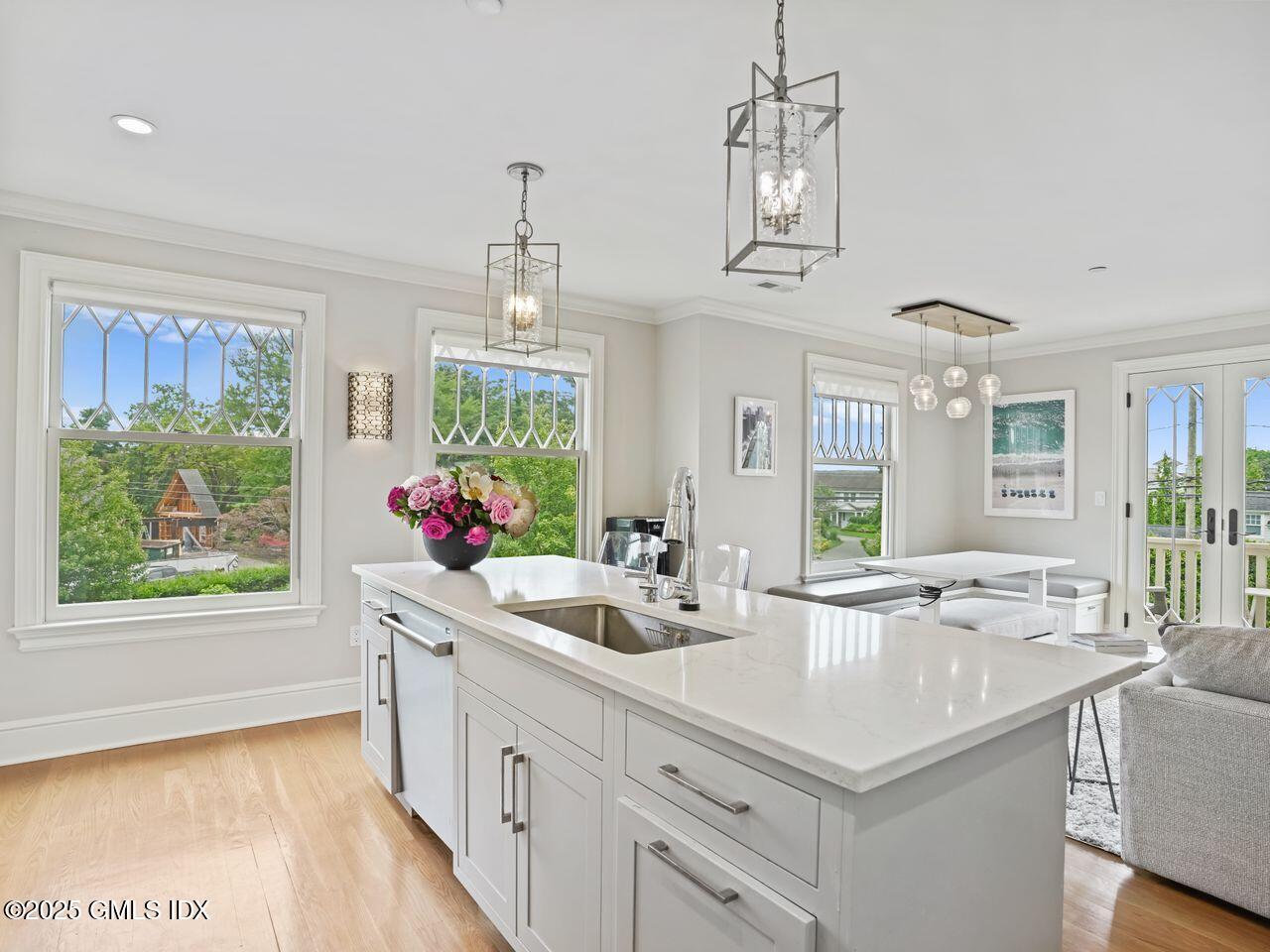 165 SHORE Road, F