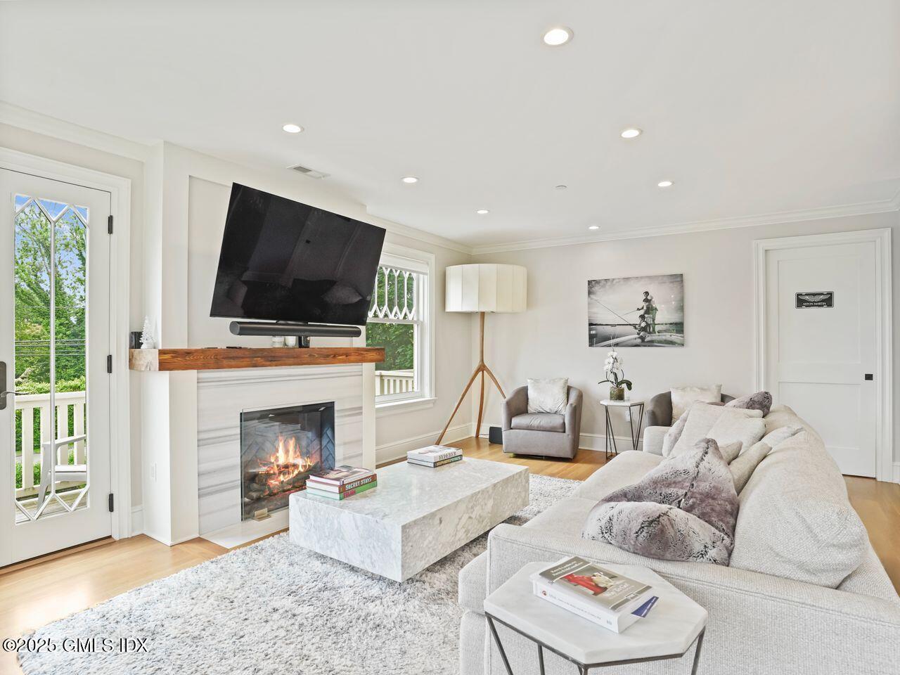 165 SHORE Road, F