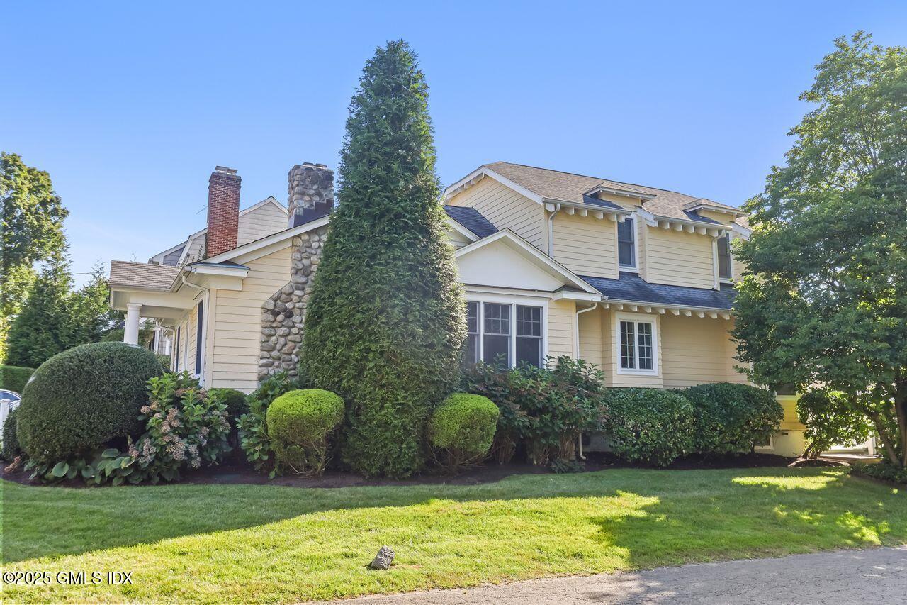 17 LOCKWOOD Drive