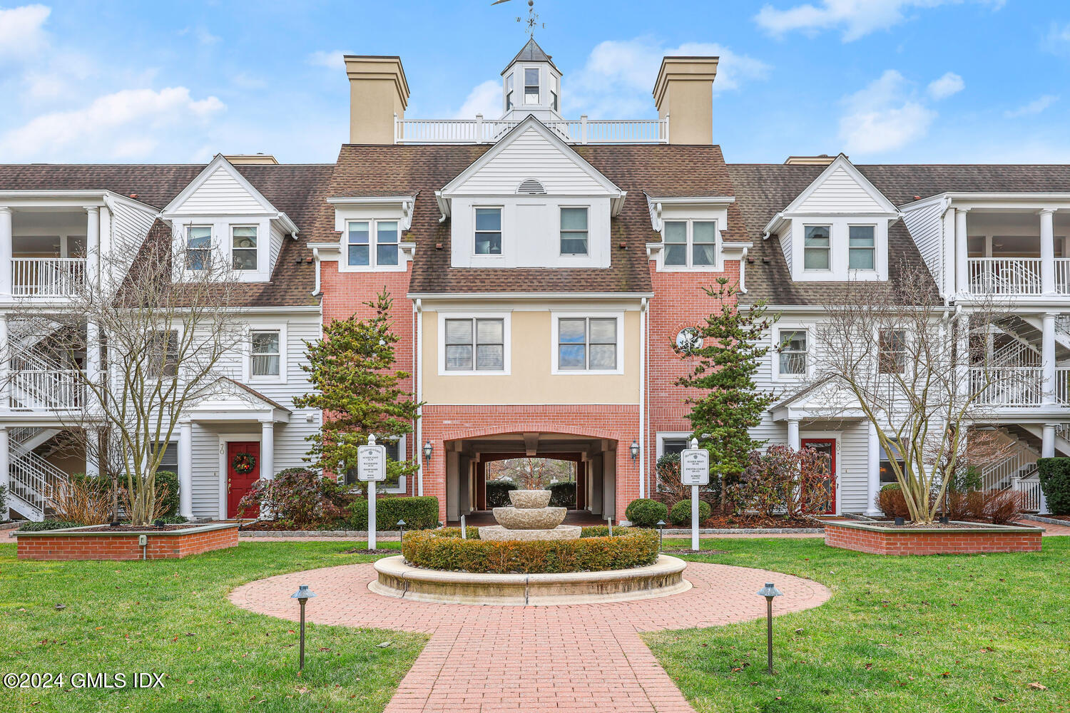 51 Forest Avenue, 82, Old Greenwich Unit: 82