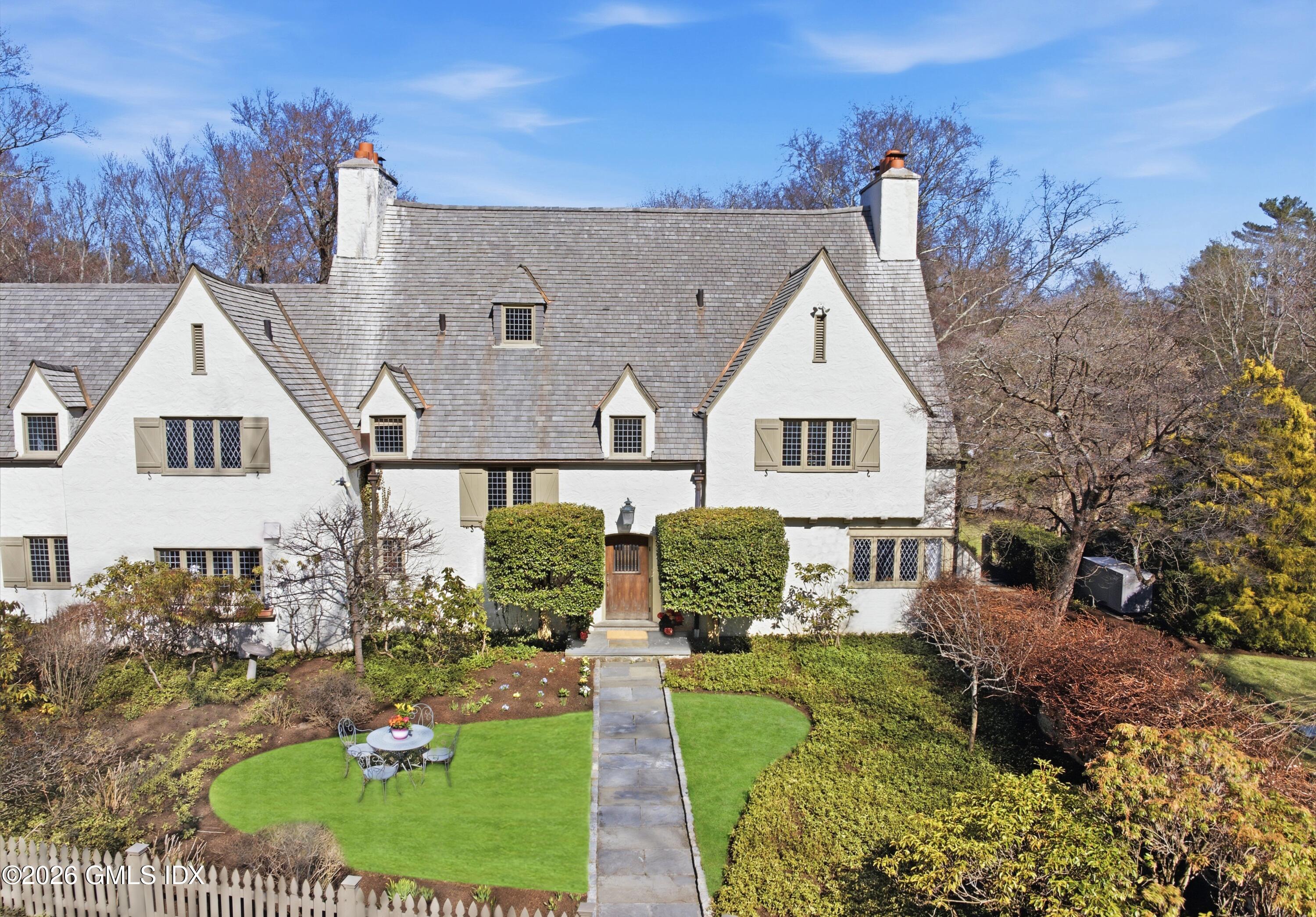 9 Frost Road