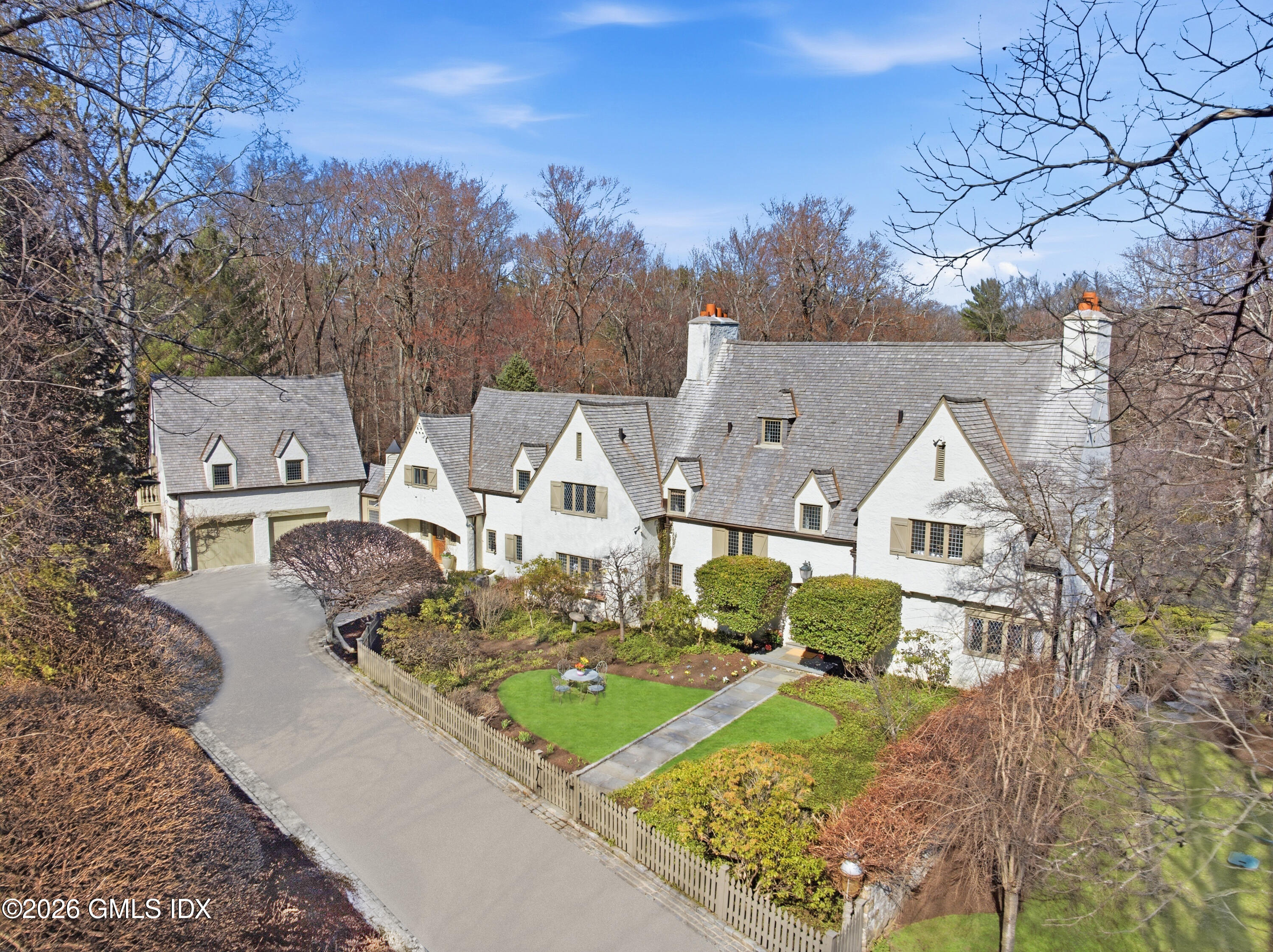 9 Frost Road