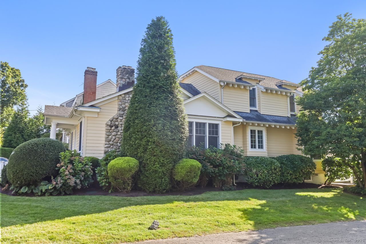 17 Lockwood Drive