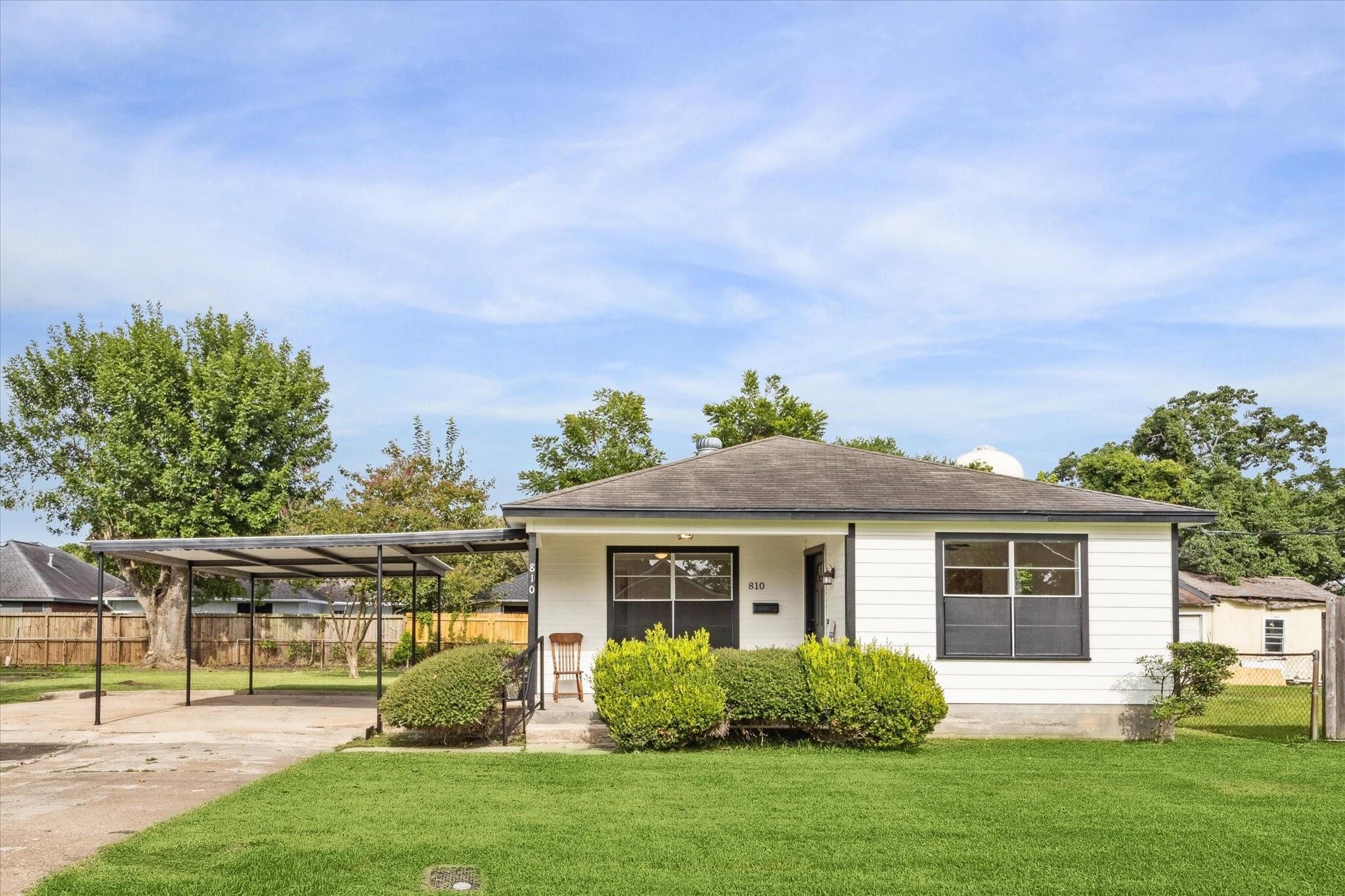 810 Dutch Street