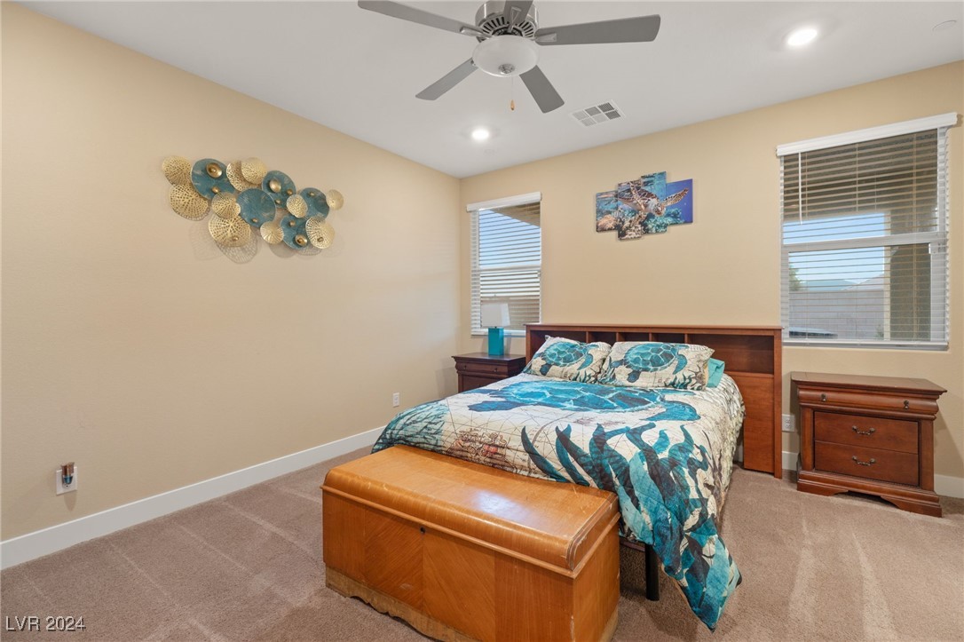 10374 Grapevine Hill Avenue