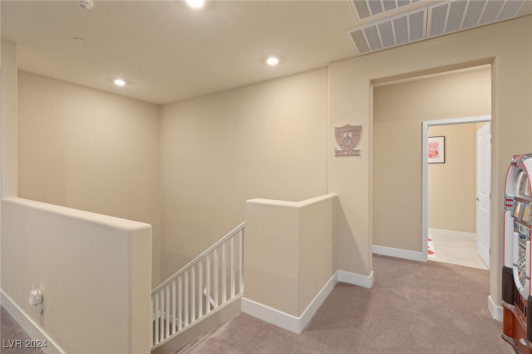 10374 Grapevine Hill Avenue