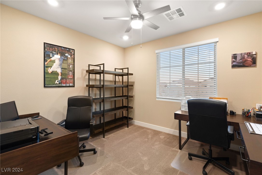 10374 Grapevine Hill Avenue