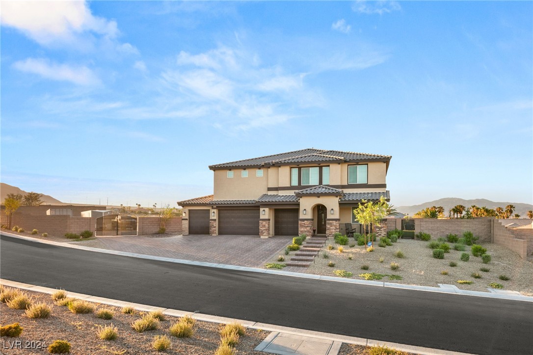 10374 Grapevine Hill Avenue