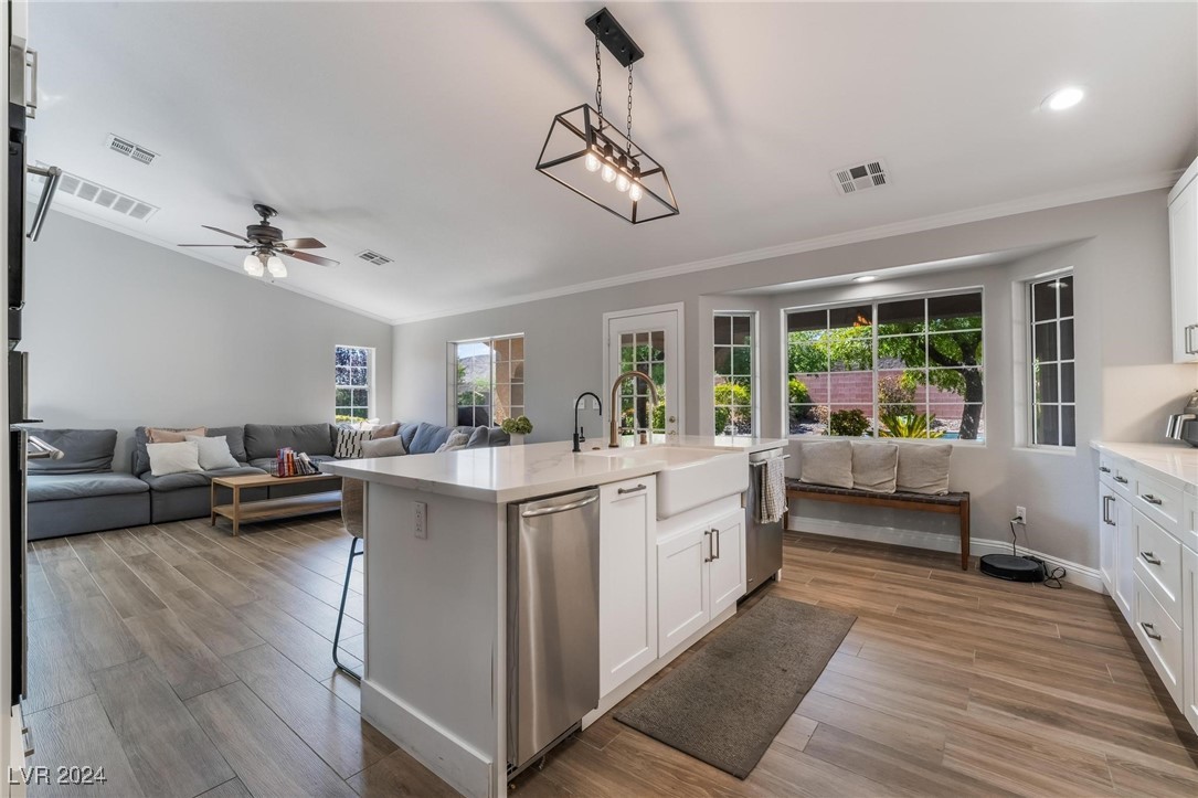 9485 West Red Coach Avenue