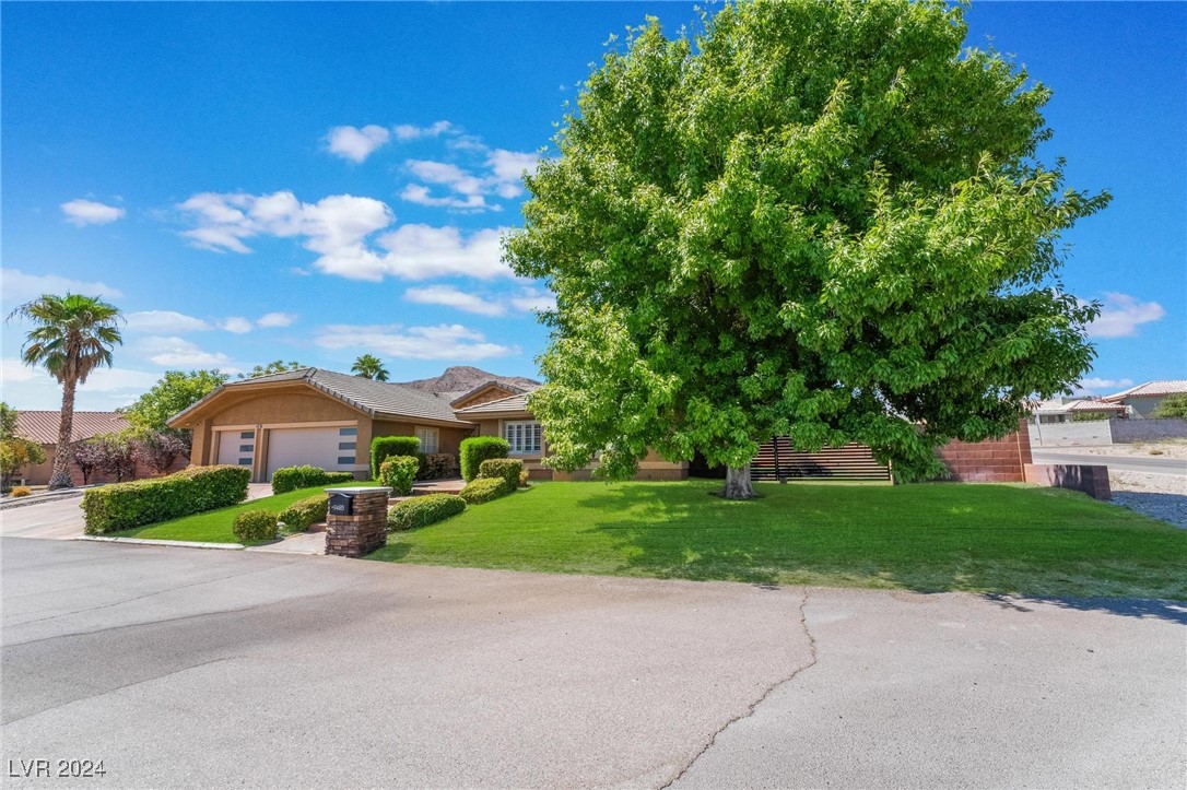 9485 West Red Coach Avenue