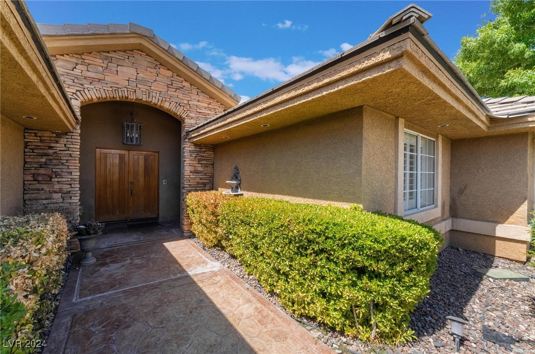 9485 West Red Coach Avenue