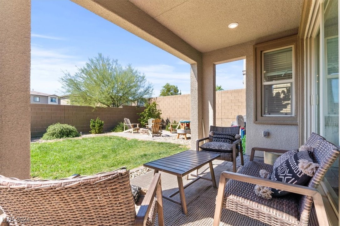 737 Foreign Reef Way