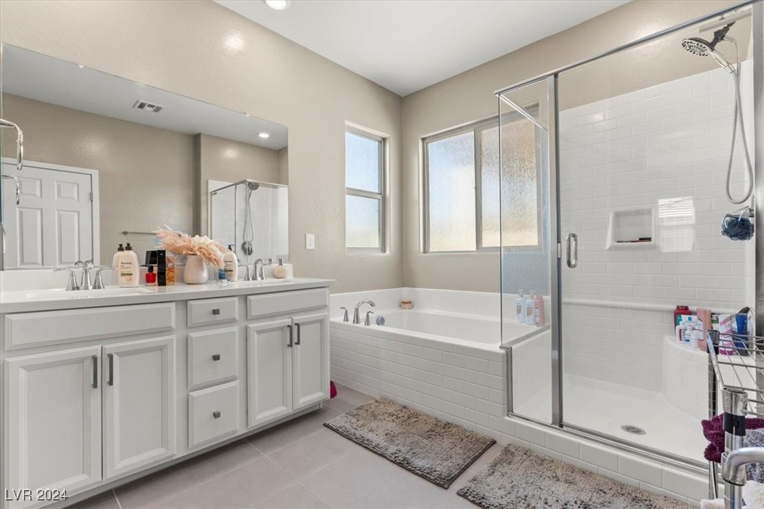 737 Foreign Reef Way