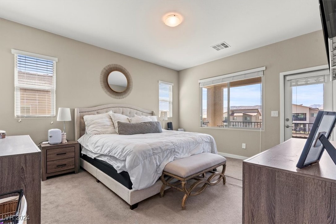 737 Foreign Reef Way