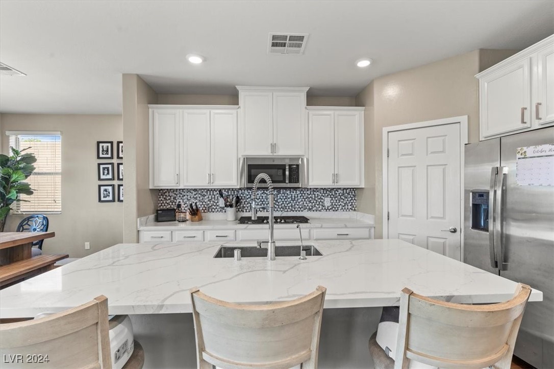 737 Foreign Reef Way