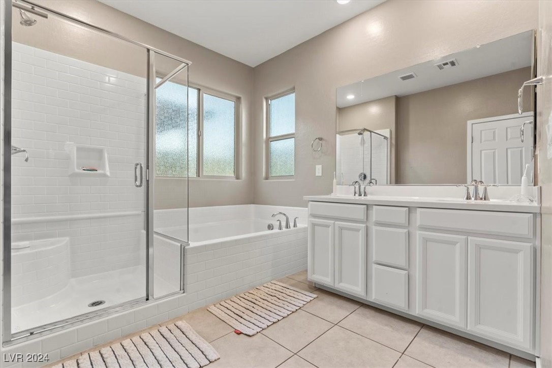 12348 Ferry Glide Avenue