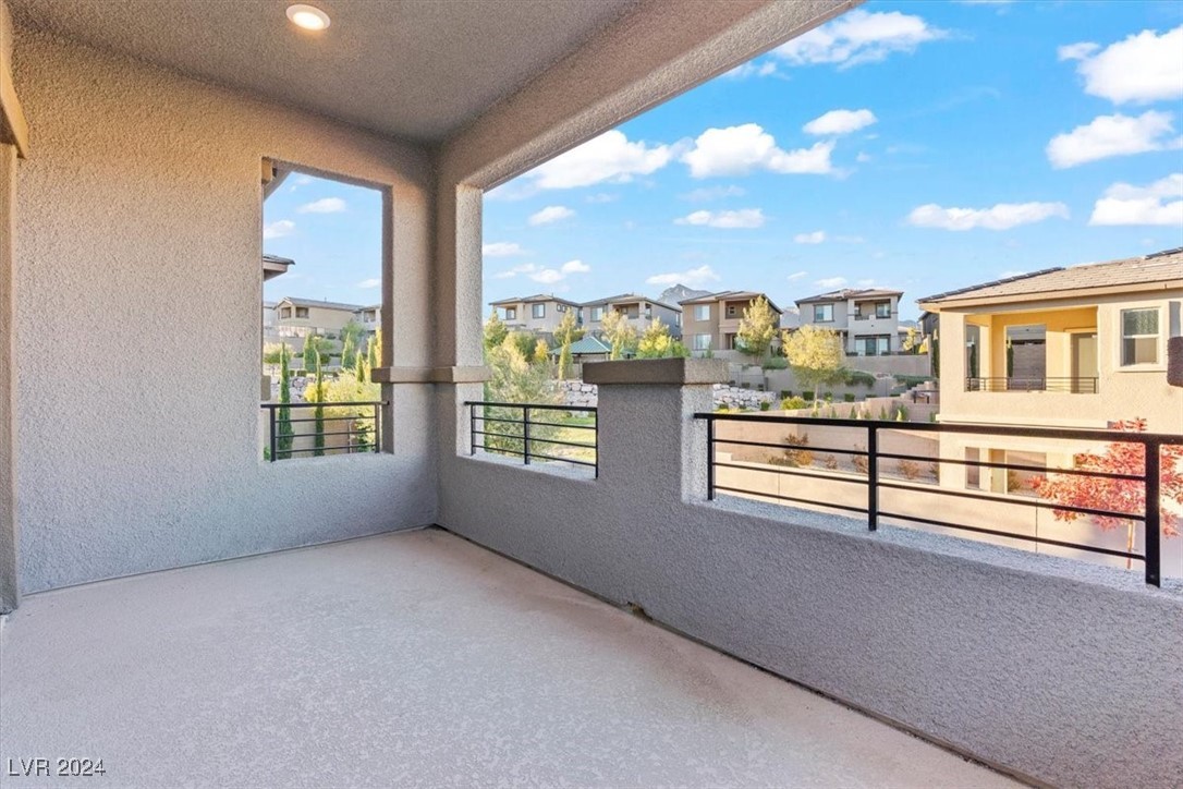 12348 Ferry Glide Avenue