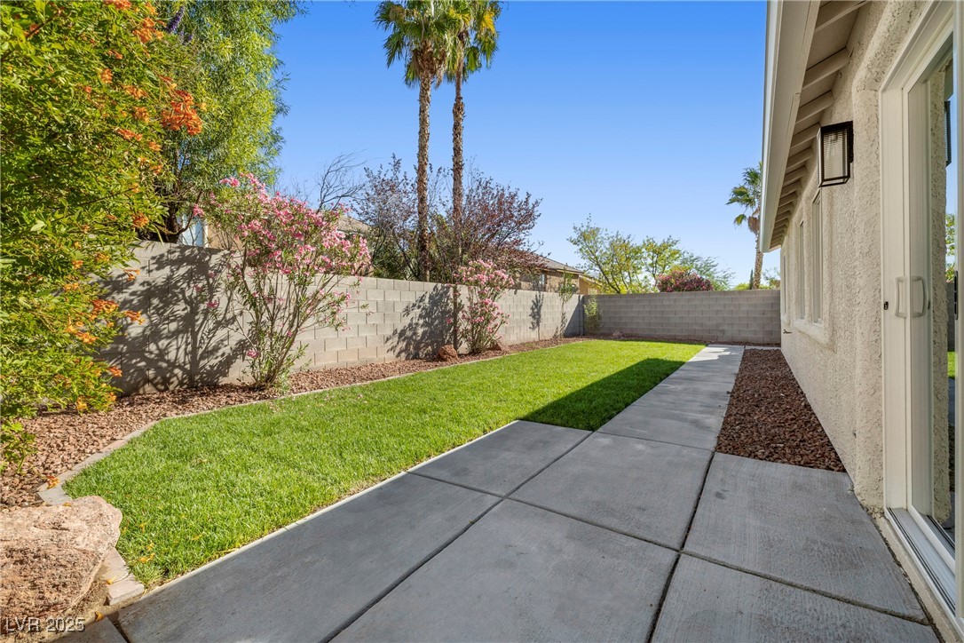 10616 Englewood Cliffs Avenue