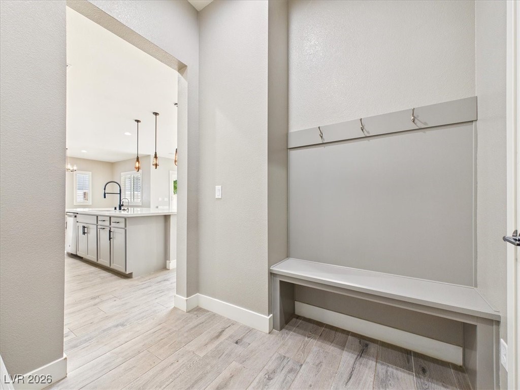 4772 South East Argent Hills Avenue