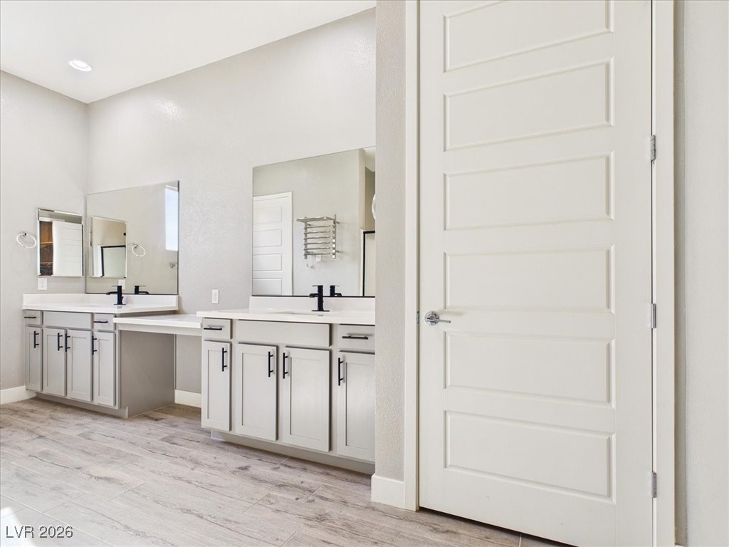 4772 South East Argent Hills Avenue