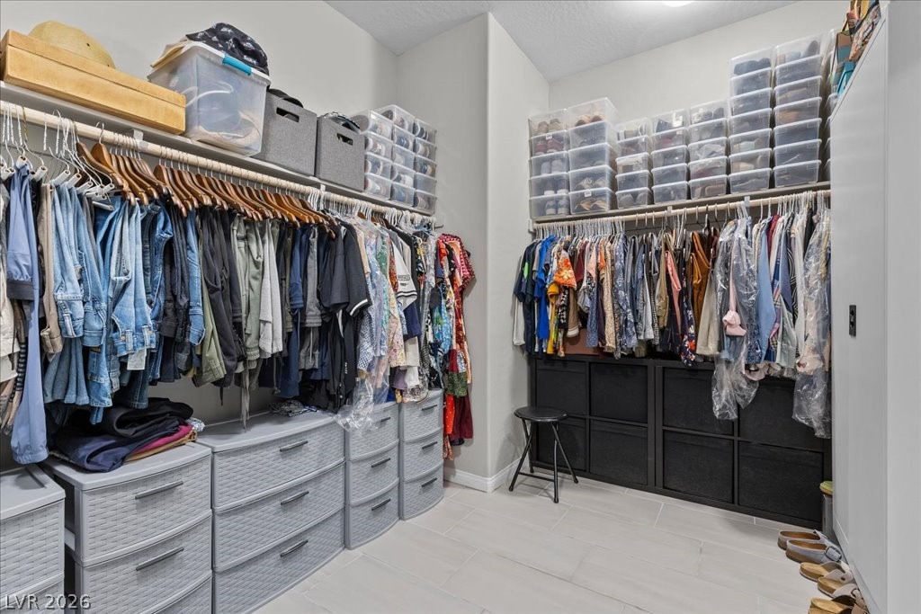 10165 Ferton Lake Avenue