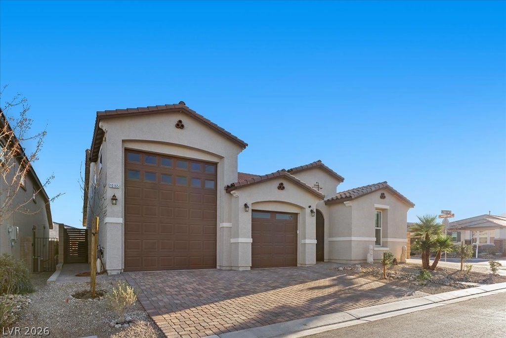 10165 Ferton Lake Avenue