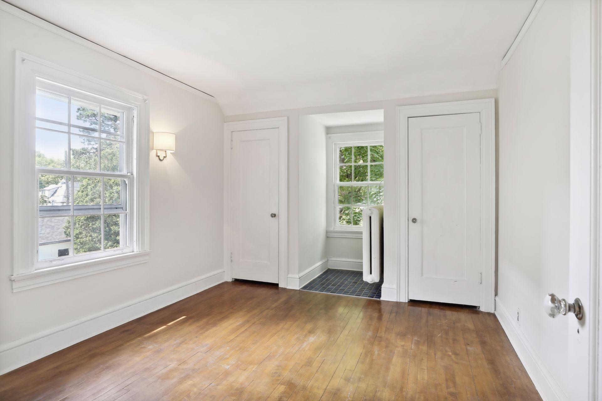 2211 Saint Clair Avenue