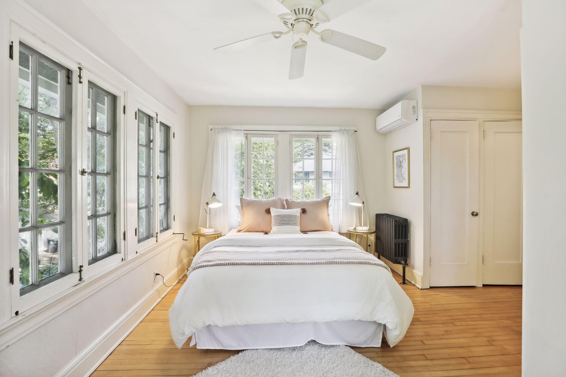 2211 Saint Clair Avenue