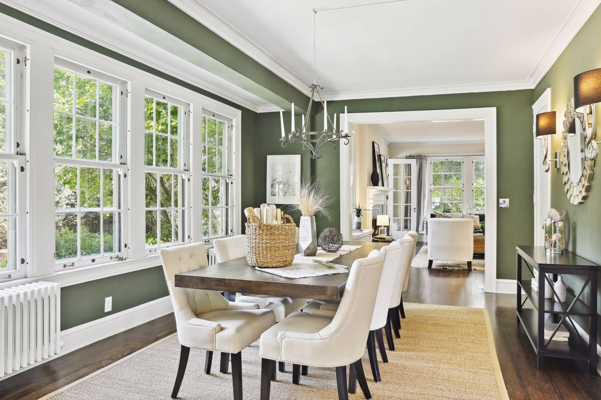 2211 Saint Clair Avenue