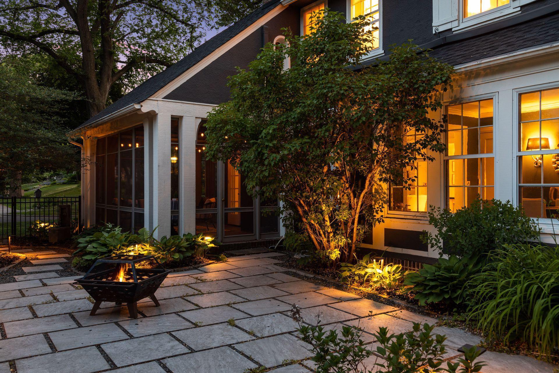 2211 Saint Clair Avenue