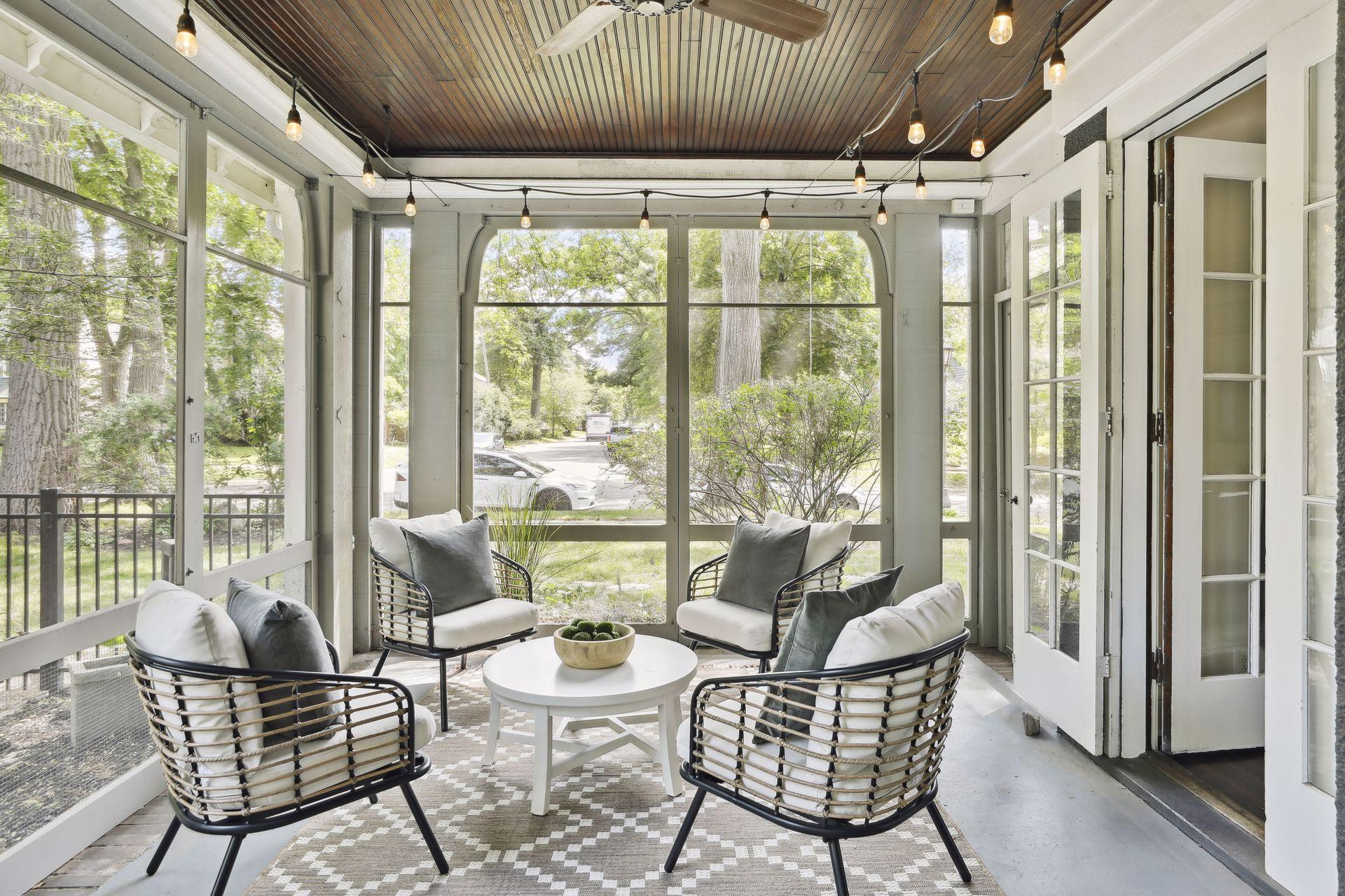 2211 Saint Clair Avenue