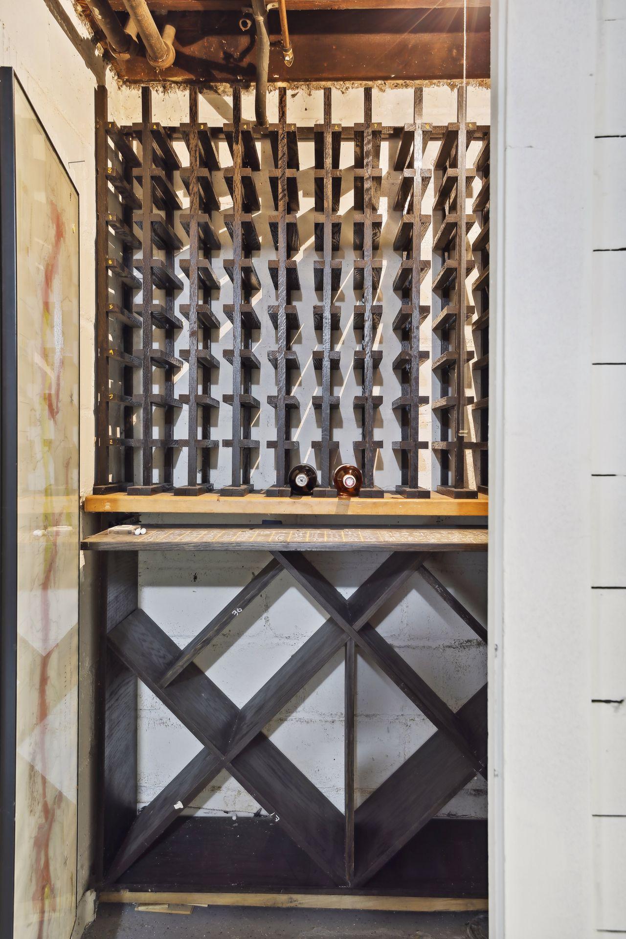 2211 Saint Clair Avenue