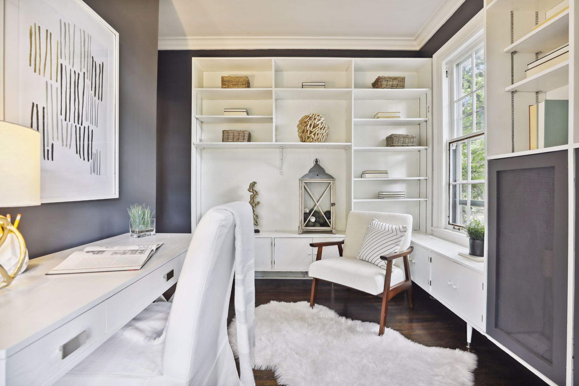 2211 Saint Clair Avenue