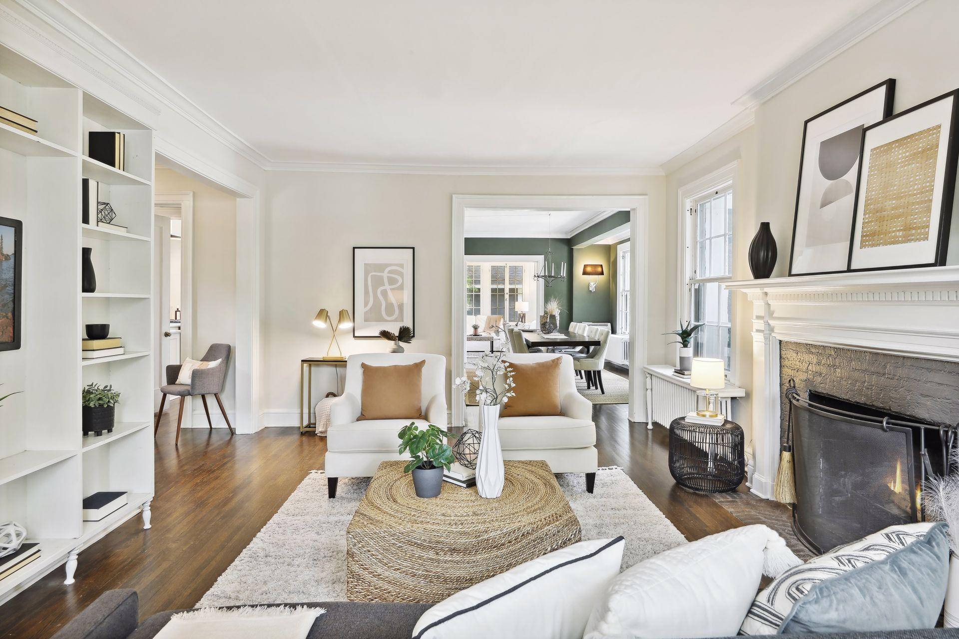 2211 Saint Clair Avenue