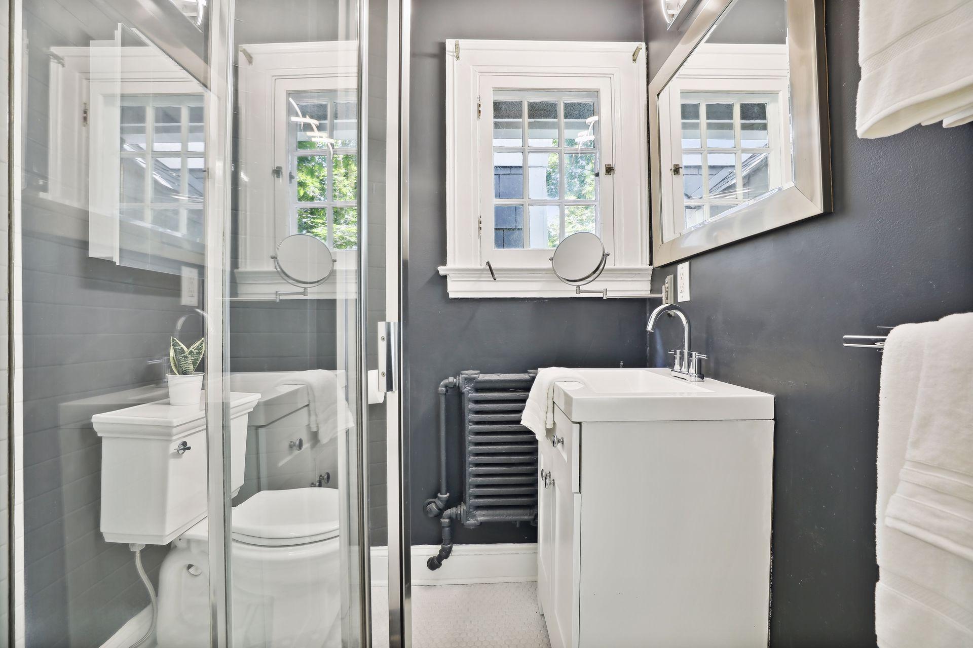 2211 Saint Clair Avenue