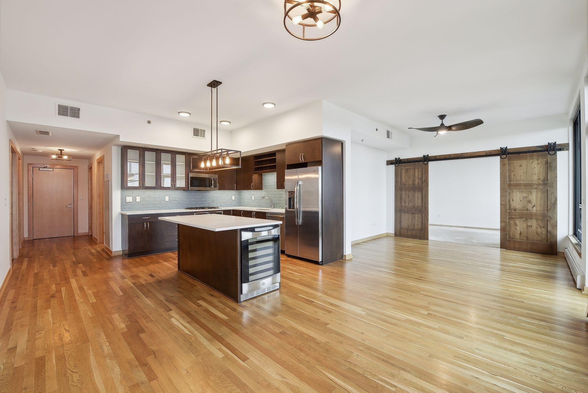 1240 2nd Street S Unit: 903
