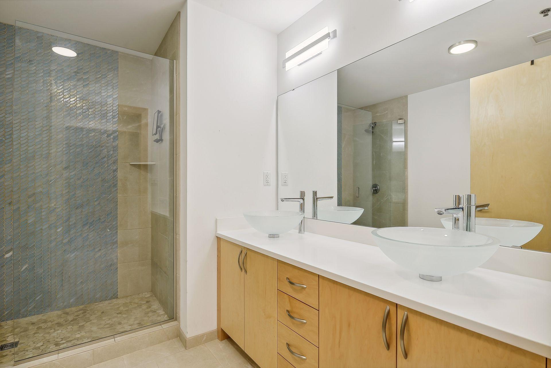 1240 2nd Street S Unit: 903