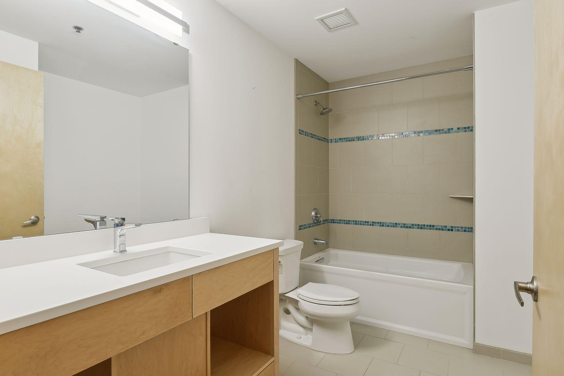 1240 2nd Street S Unit: 903