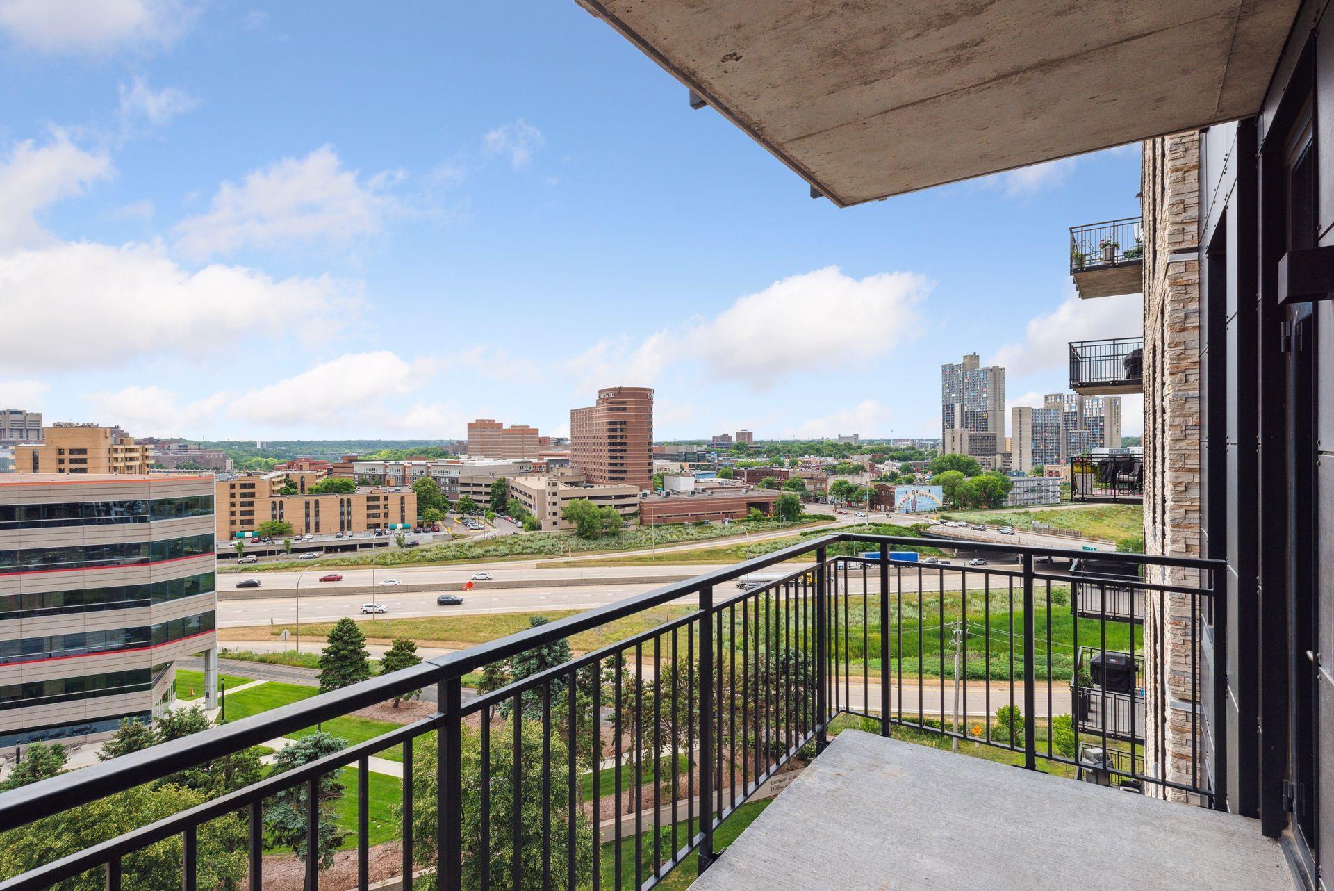 1240 2nd Street S Unit: 903